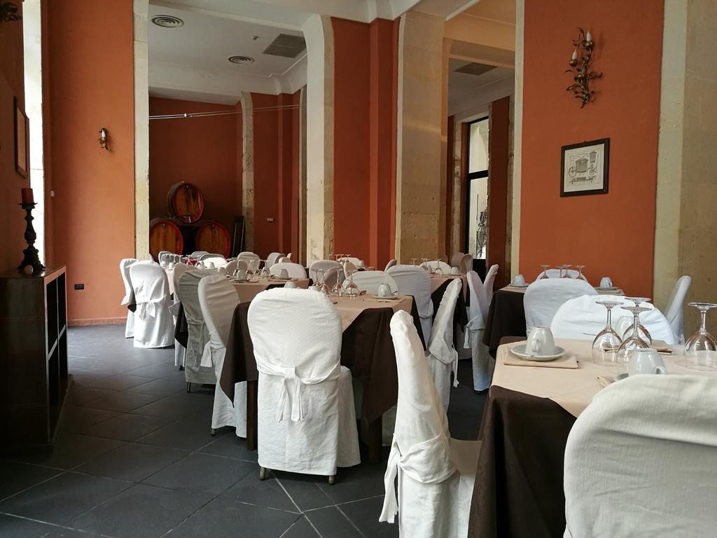Отель Palazzo Giaraca Сиракузы Экстерьер фото